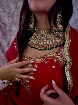Tussya by Shreya - Zevarra Bridal Necklace Set