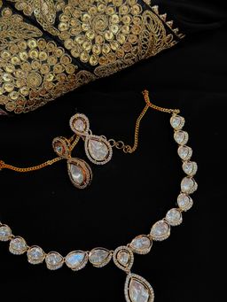 Tussya by Shreya - Myra