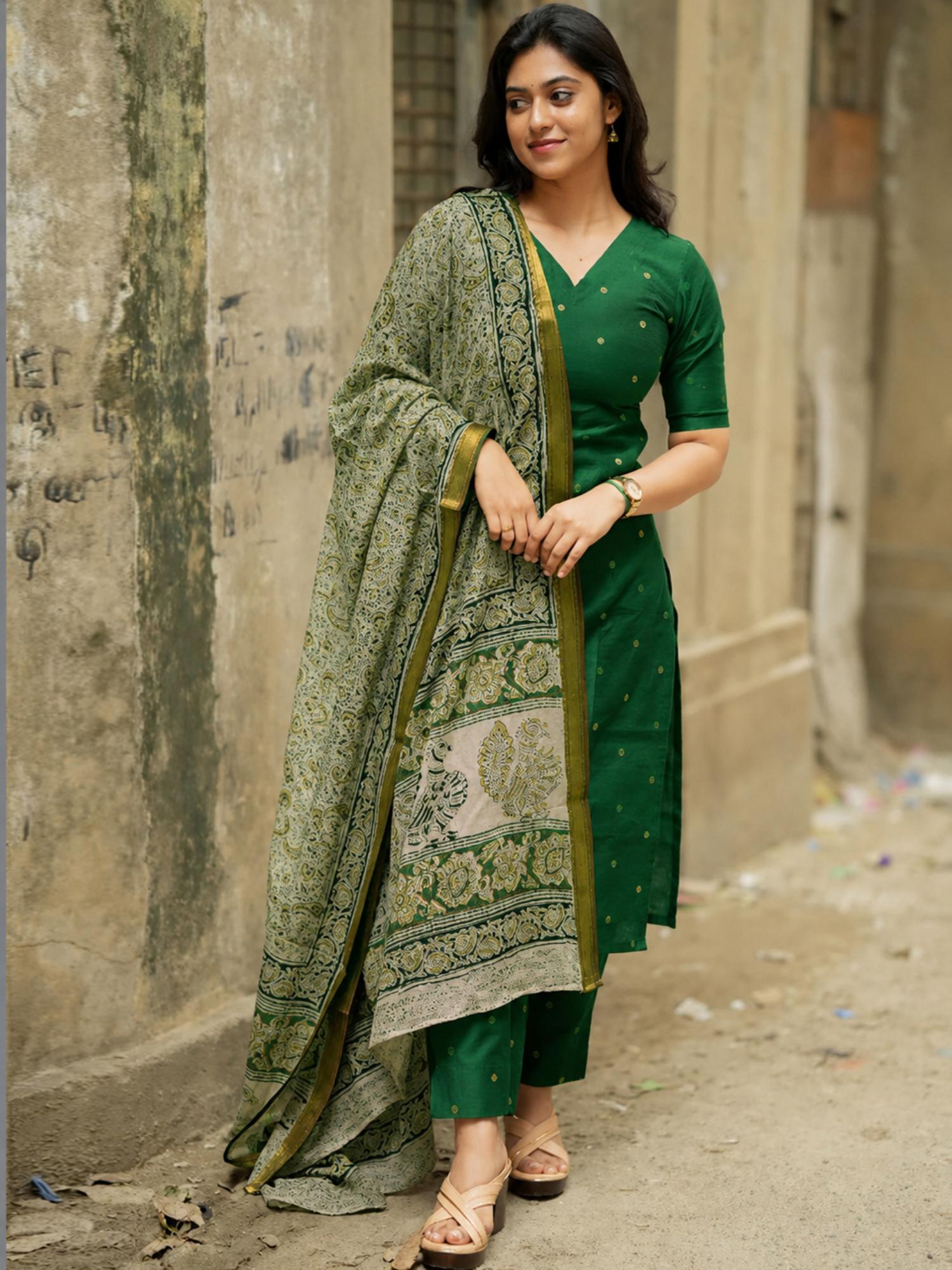 gahan Womens Green Rayon Blend Printed Kurta with Pant & Dupatta-picture-9