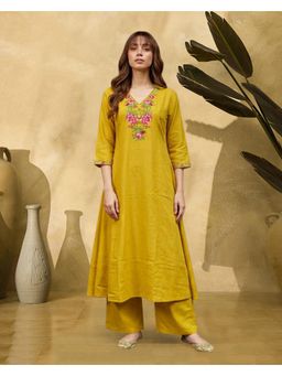 Gahan - Yellow Thread Work Kurta and Pant
