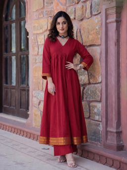 Gahan - Womens Red Rayon Blend Solid Anarkali Kurta with Palazzo