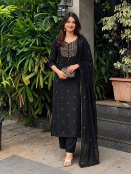 Gahan - Womens Black Rayon Blend Embroidered Straight Kurta Suit with Dupatta