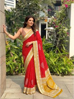 Nyri - Pink Printed Bandhani Silk Blend Saree with Unstitched Blouse