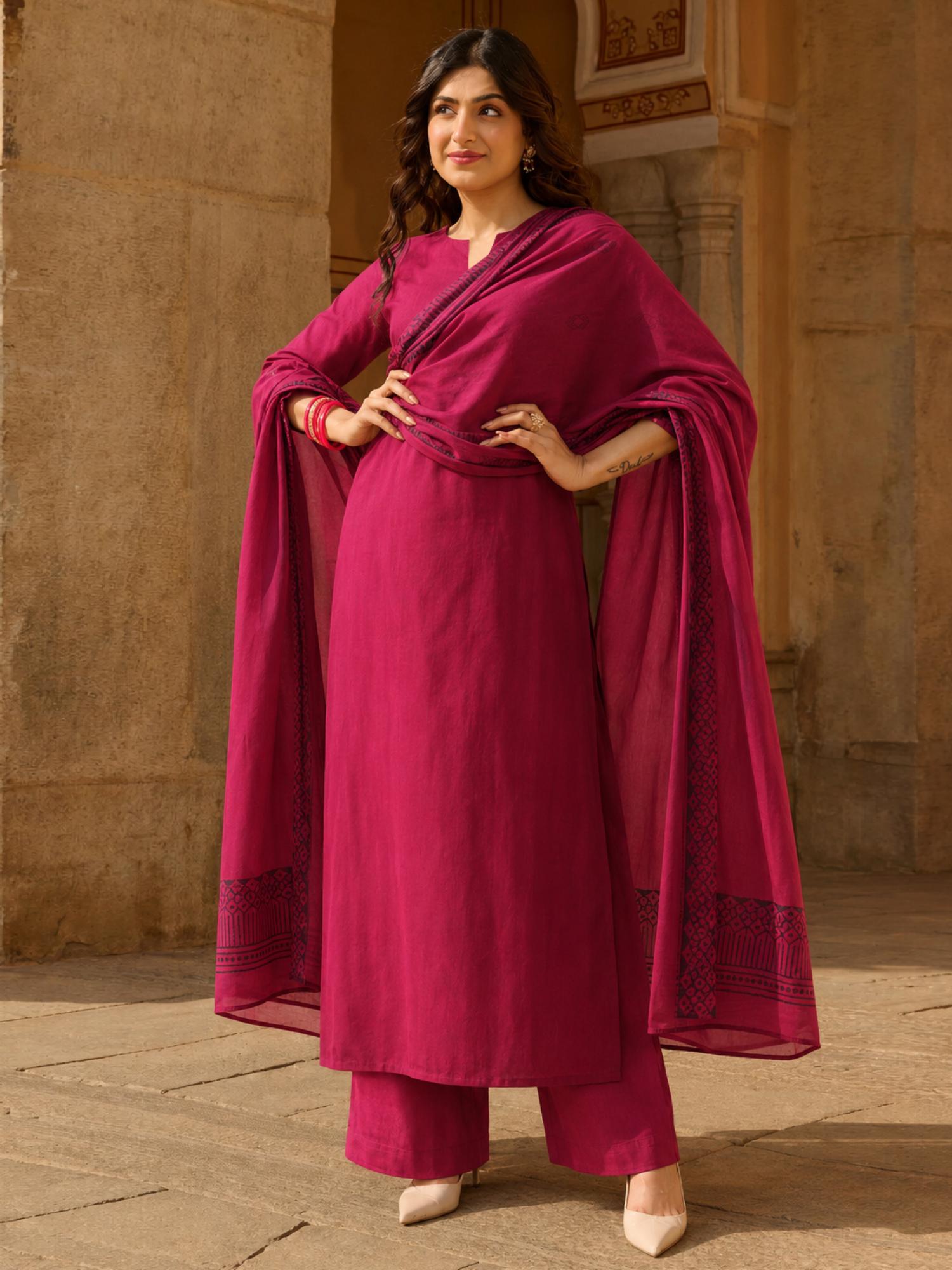 gahan Womens Pink Rayon Blend Solid Straight Kurta and Pant with Dupatta-picture-45