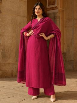 Gahan - Womens Pink Rayon Blend Solid Straight Kurta and Pant with Dupatta