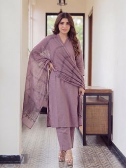 Gahan - Womens Purple Rayon Blend Solid Straight Kurta and Pant with Dupatta
