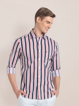 U.S. POLO ASSN. - Cutaway Collar Vertical Stripe Shirt