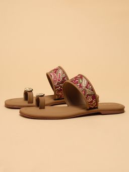 ERIDANI - Women Auri Tan Ethnic Paisley Print with Toe Loop Flats