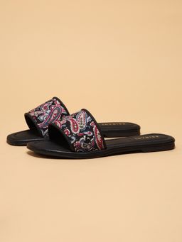 ERIDANI - Women Isle Black Paisley Print Slip-On Flats