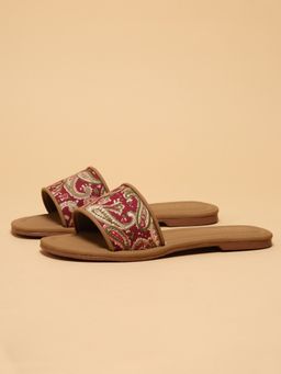 ERIDANI - Women Isle Tan Paisley Print Slip-On Flats