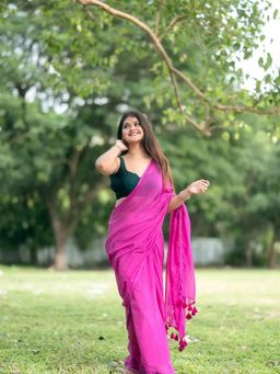 Aparna - Vibrant Pink Premium Mul Cotton Saree Without Blouse with Lace for Women