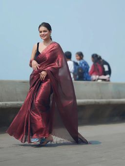 Aparna - Maroon & Blood Red Dual Tone Raga Tissue Saree Without Blouse For Women