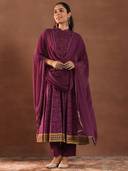 Burgundy color option, Currently selected