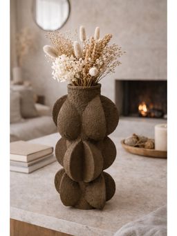 Ashnam - Sand Finish Textured Polyresin Decorative Sculptural Flower Vase