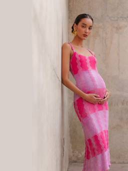 Meko Studio - Pink Rosana Summer Maternity Midi Dress