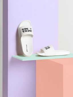 Jack & Jones - White Doggo Print Sliders