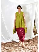 Green color option, Sold out, Currently selected