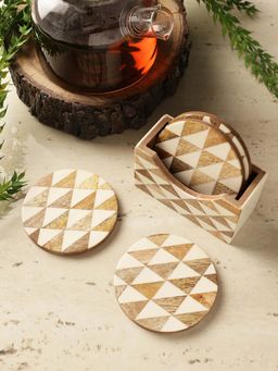 The Decor Mart - Triangles Wooden Round Coaster Set