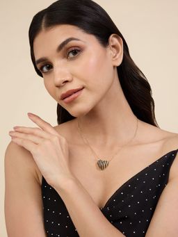 Isharya - Midnight Heartbeat Necklace 18Kt Gold Plated