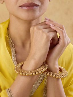 Indinoor - Bugadi Temple Bangles