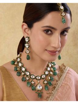 Indinoor - Panna Kundan Statement Necklace Set