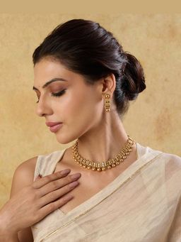 Indinoor - Gold Danglers Necklace Set