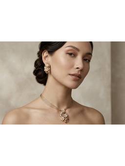 Silvpop Jewels - Garden Blossom Gold Plated White Pendant with Earrings