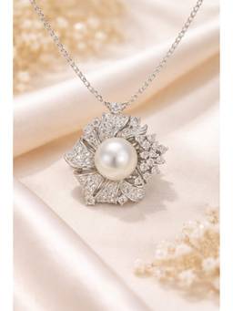 Silvpop Jewels - Pearl Radiance Crystal White Pendant