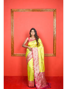 Naaritva Banaras - Green Katan Silk Handwoven Banaras Saree with Unstitched Blouse