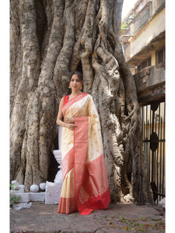 Naaritva Banaras - Traditional Cream Pure Handwoven Banarasi Katan Silk Saree with Unstitched Blouse