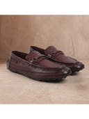 Maroon color option