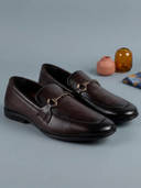 Maroon color option
