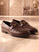 Brown color option