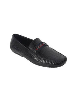 Mochi - Men Black Croc-Textured Leather Loafers