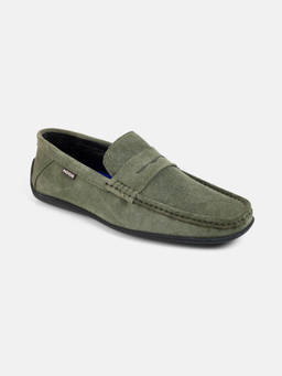 Mochi - Men Classic Olive Solid Loafers