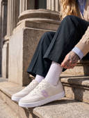 Off White color option