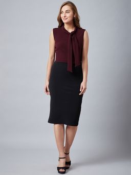 AAREIN - Women Burgundy and Black Sheath Dress