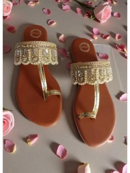 dhaaga - Gold Anaya Pearl Glow - Kolhapuri Flat