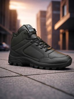 Off Limits - Black Men Magnum Opus Trekking Shoes