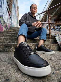 Off Limits - Black Women Skyline W Sneakers