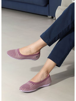 Carlton London - Womens Fashionable Dark Mauve Woven Design Ballerinas
