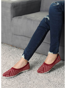 Carlton London - Womens Fashionable Maroon Woven Design Ballerinas