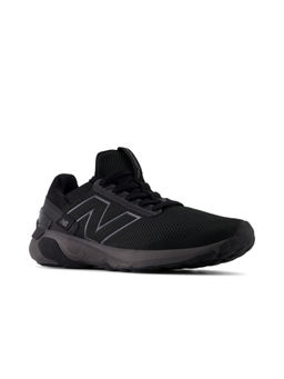 New Balance - Men Black Running Shoes