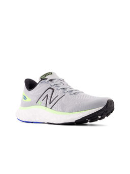 New Balance - Men Grey Running Shoes