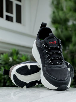 LIBERTY - Men Black Leap7x MOUNT-E Sports Lacing Running Shoes