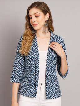 DECKEDUP - Women Blue Zig-Zag Kantha Print Cotton Regular Shrug