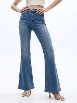 Outzidr - Light Blue High-Rise Flared Denim Back Embroidery Jeans