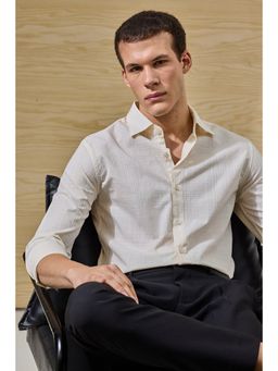 Snitch - Slim Fit Cotton Textured Cream Shirt