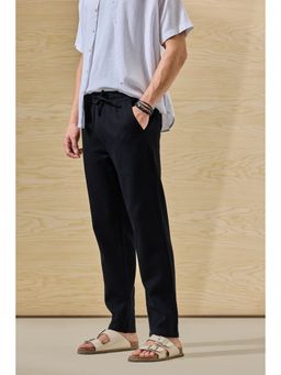 Snitch - Black Solid Regular Casual Trouser for Men