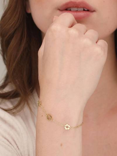 Flower Charm Bracelet for Womens Waterproof & Anti-Tarnish